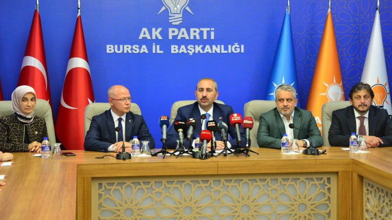 Türkiye'nin sorunlarını çözmüş olan tek siyasi hareket AK Parti olduğunu