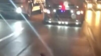 Bursa’da ilginç düğün…Kamyon şoförünün düğünü böyle olur