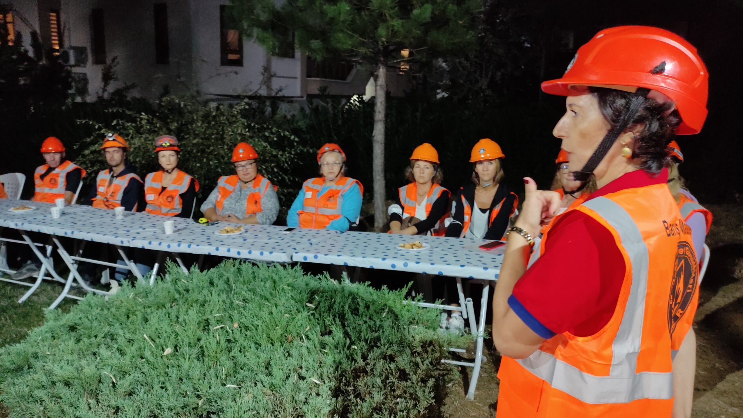 Bursa’da mahallenin gönüllü kurtarıcıları her zaman göreve hazır Bursa’da mahallenin gönüllü kurtarıcıları her zaman göreve hazır