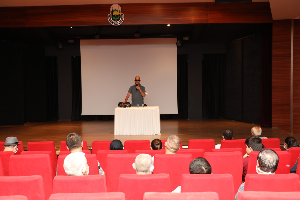 Görme Engelli Bireyler, rol modelleriyle buluştu Görme Engelli Bireyler, rol modelleriyle buluştu