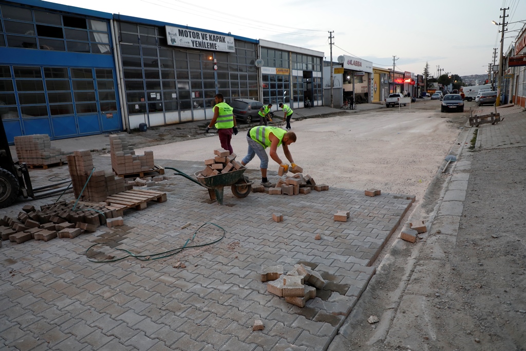 Metal sanayide yollar yenileniyor Metal sanayide yollar yenileniyor