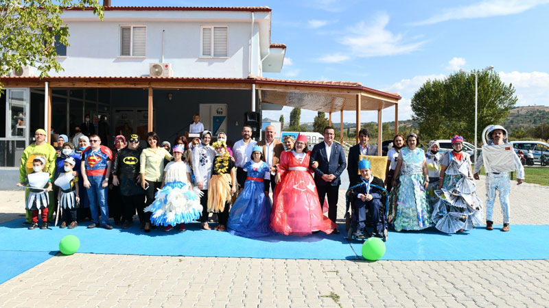 Özel öğrenciler podyumun tozunu attırdı