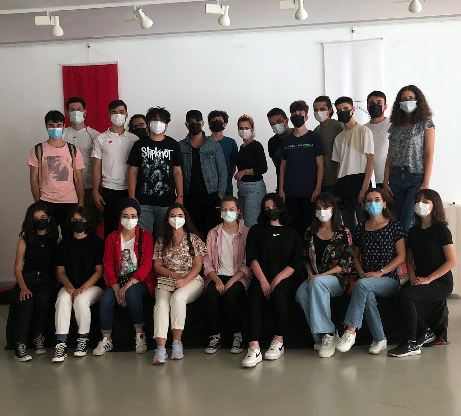 Tiyatro Okulu yeni döneme perdelerini açtı Tiyatro Okulu yeni döneme perdelerini açtı