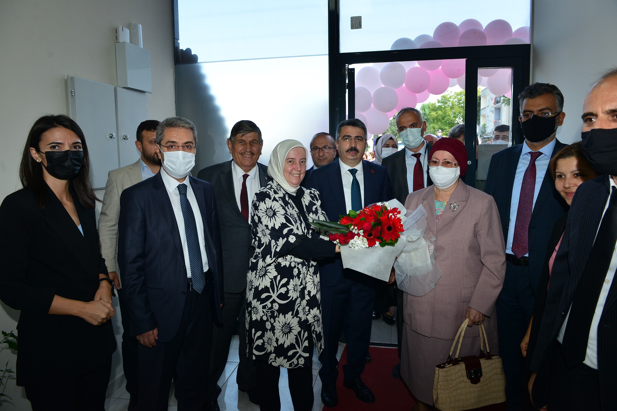 Yıldırım’a hizmet yağdı Yıldırım’a hizmet yağdı