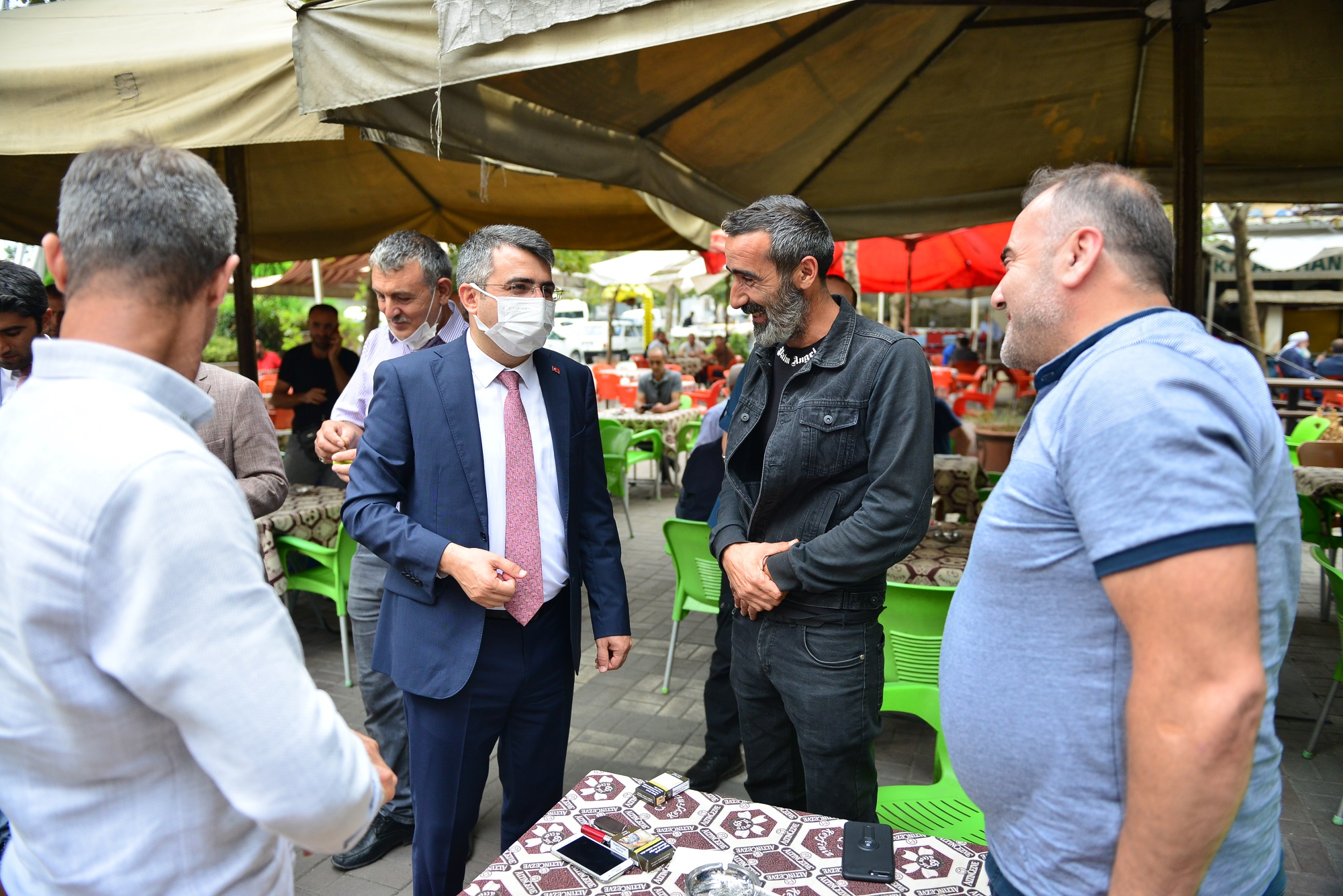 Başkan Yılmaz, Yıldırım’ı mahalle mahalle geziyor Başkan Yılmaz, Yıldırım’ı mahalle mahalle geziyor