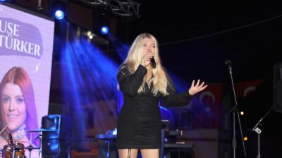 Bursa’da bağ bozumu şenliğinde üzümler yarıştı