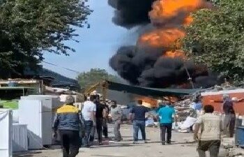 Bursa’da korkutan yangın… Dumanlar gökyüzünü siyaha boyadı