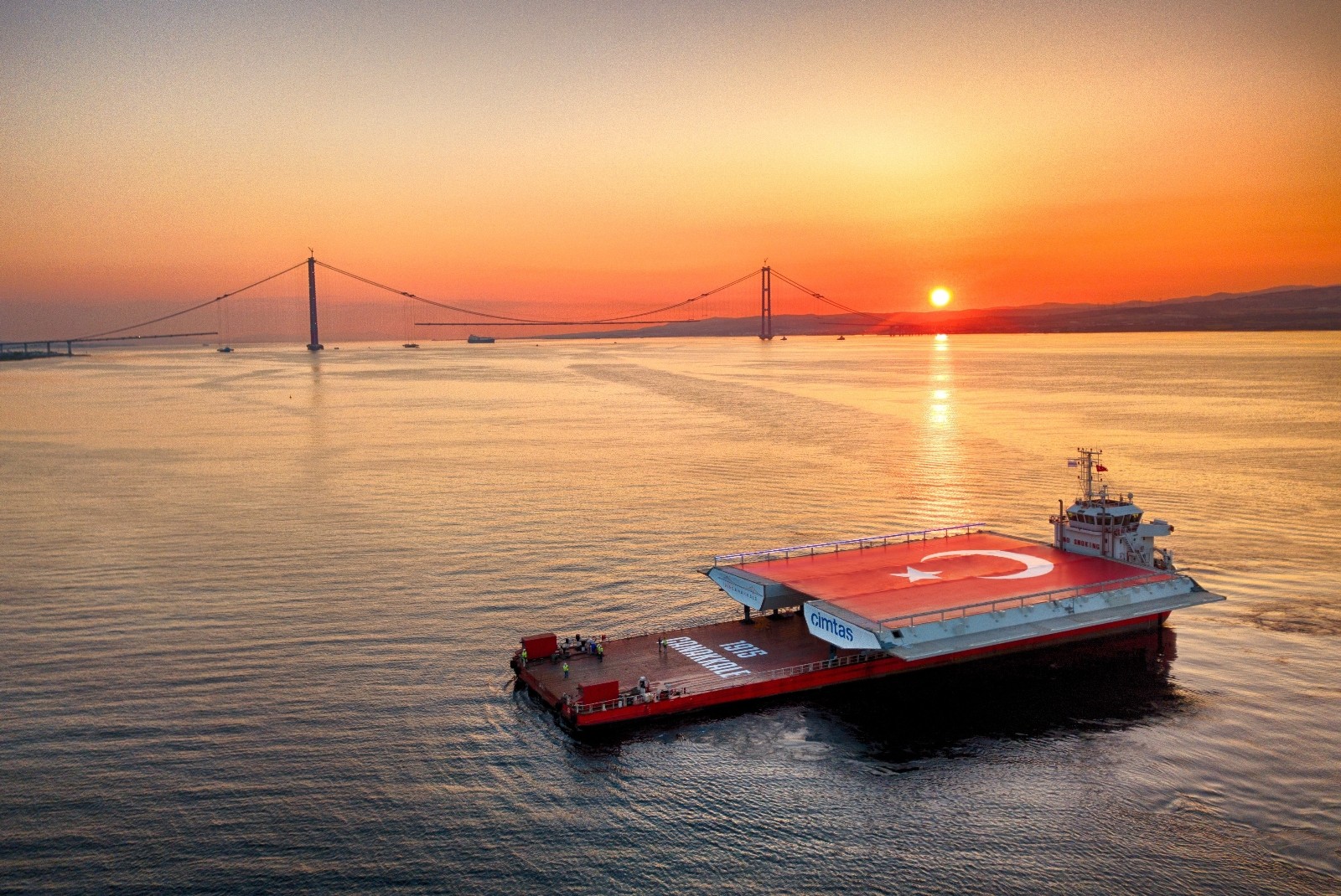 Bursa’da üretildi…Dünyanın en büyük köprüsünün inşaatına ulaştı Bursa’da üretildi…Dünyanın en büyük köprüsünün inşaatına ulaştı