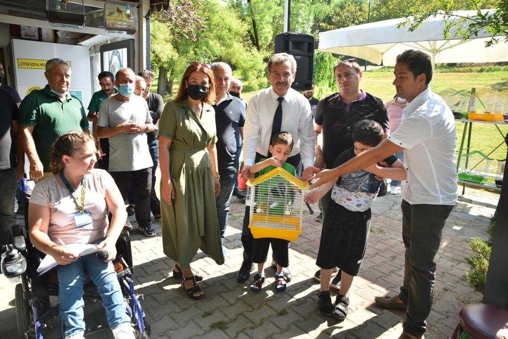 Bursa’da anlamlı hediye… Bursa’da anlamlı hediye…