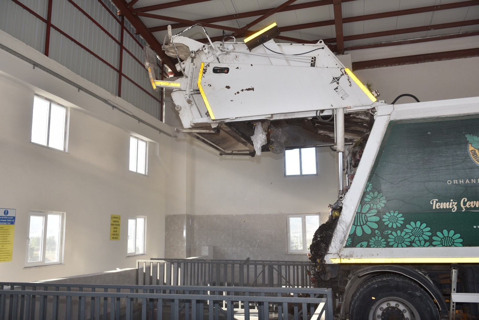 Bursa dağ ilçelerinde çöp sorunu tarih oldu Bursa dağ ilçelerinde çöp sorunu tarih oldu