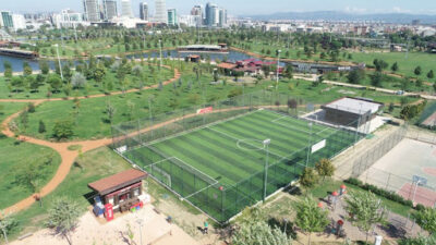 BURFAŞ’tan kiralık tenis kortu ve halı saha!