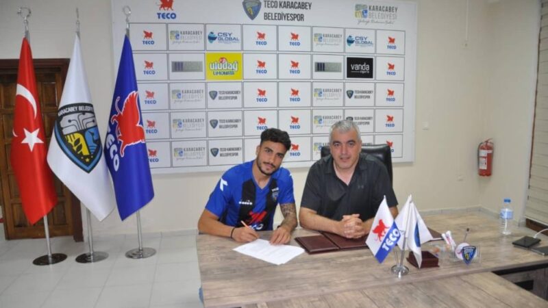 2. Lig'de mücadele eden TECO Karacabey Belediyespor, İstanbulspor'dan orta saha