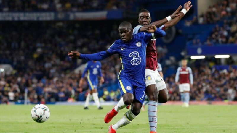 İngiltere Premier Lig ekiplerinden Chelsea'de forma giyen orta saha oyuncusu