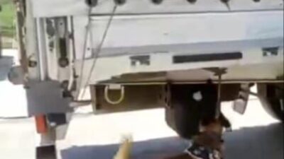 Bursa’da narkotik köpeği buldu! TIR dorsesinde yakalandı