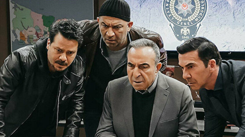 Arka Sokaklar’a 3 taze kan Kanal D’nin ekran fenomeni dizisi “Arka Sokaklar”ın oyuncu kadrosuna üç