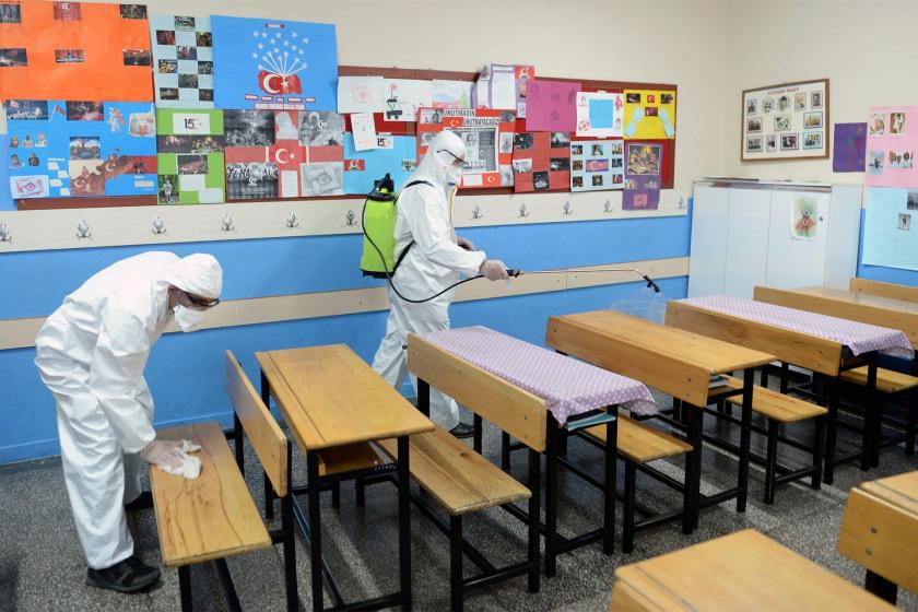 Bursa’da kaç sınıf karantinada? Okullarda dikkat çeken rakamlar… Bursa’da kaç sınıf karantinada? Okullarda dikkat çeken rakamlar…