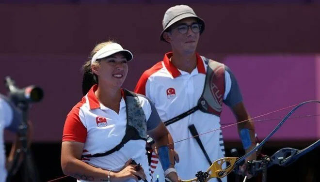 Mete Gazoz ve Yasemin Anagöz dünya üçüncüsü