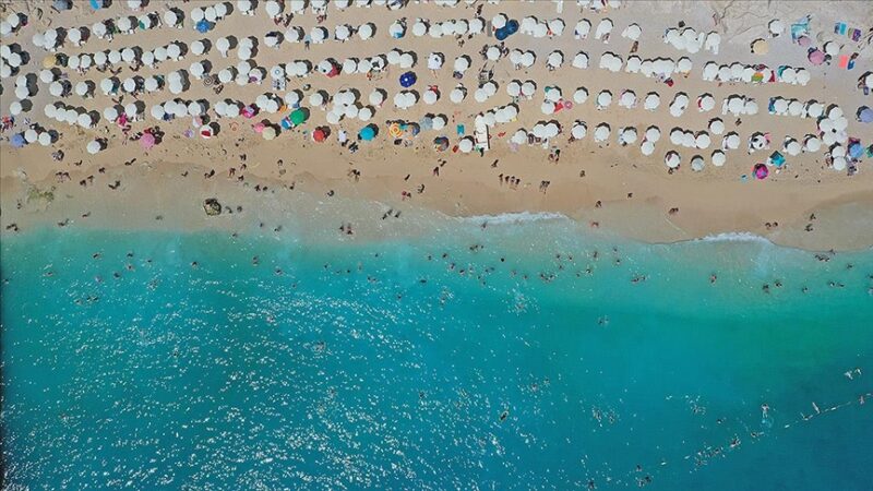 Türkiye Otelciler Federasyonu (TÜROFED) Başkanı Sururi Çorabatır, kıyı bölgelerinde sezonun