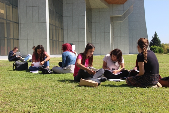 Bursa’da 80 bin öğrenci kara kara düşünüyor! Hepsi ateş pahası… Bursa’da 80 bin öğrenci kara kara düşünüyor! Hepsi ateş pahası…