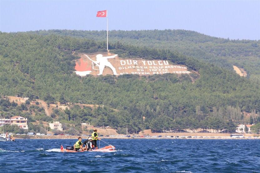 Çanakkale Boğazı’nı yüzerek geçtiler…