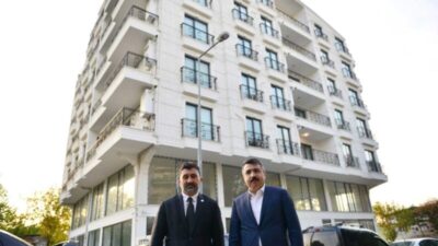Yıldırım Belediyesi 15 daireli apartmanı ve 20 konutu öğrencilere tahsis etti