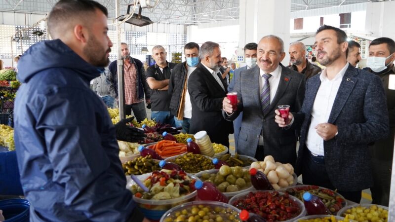 Kestel’de tüm pazar alanları kapalı ve modern olacak Kestel Belediye Başkanı Önder Tanır, kısa bir süre önce hizmete