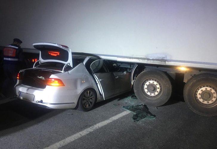 Feci kaza! Emekli Emniyet Müdürü ve oğlu hayatını kaybetti Feci kaza! Emekli Emniyet Müdürü ve oğlu hayatını kaybetti