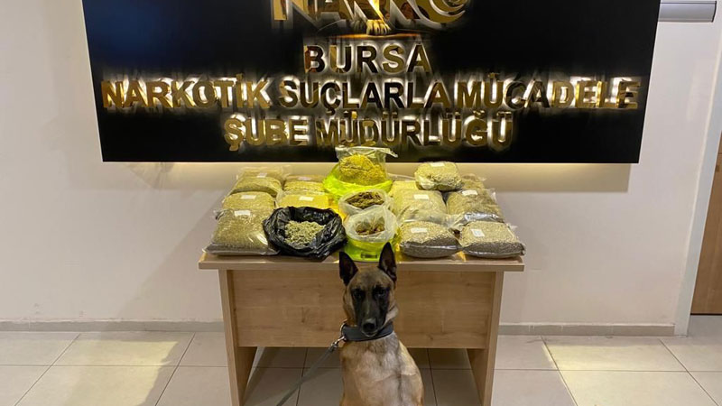 Bursa Polisi ele geçirdi! Çamaşır makinesine gizlemişler