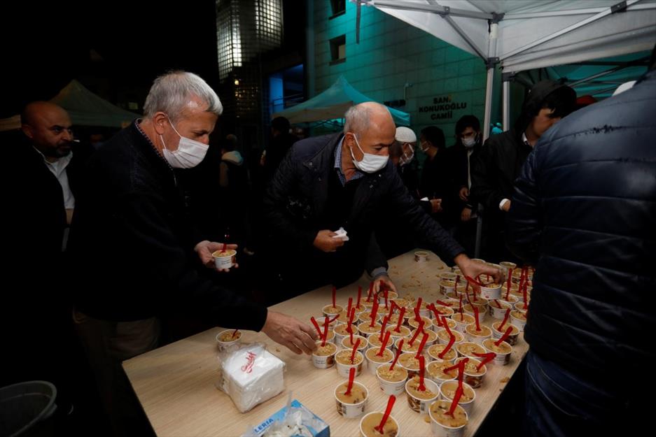 Kandil helvası İnegöl Belediyesi’nden Kandil helvası İnegöl Belediyesi’nden