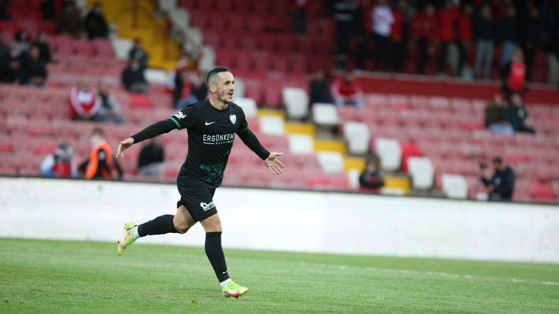 ‘Seriye devam etmek istiyoruz’