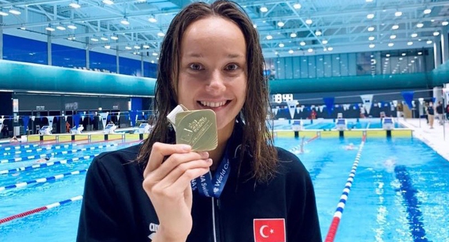 Milli sporcudan büyük başarı Milli sporcudan büyük başarı