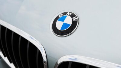 İcradan satılık lüks araç