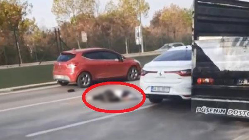 Bursa'nın Osmangazi ilçesinde, otomobilin çarptığı kadın hayatını kaybetti.