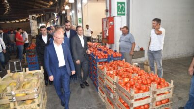 AK Parti her alanda üreticinin yanında