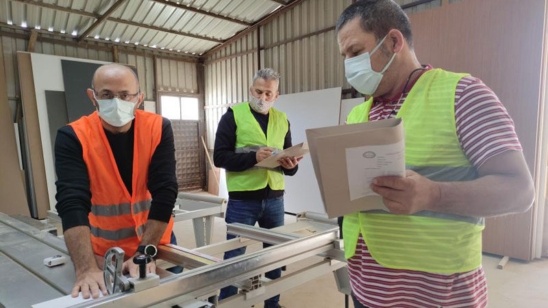 Almanya'da yaşayan Türk vatandaşı kalfalık belgesi almak için 2 bin