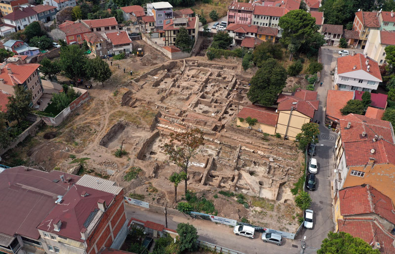 Şehrin kalbinde 2 bin 400 yıllık zaman yolculuğu