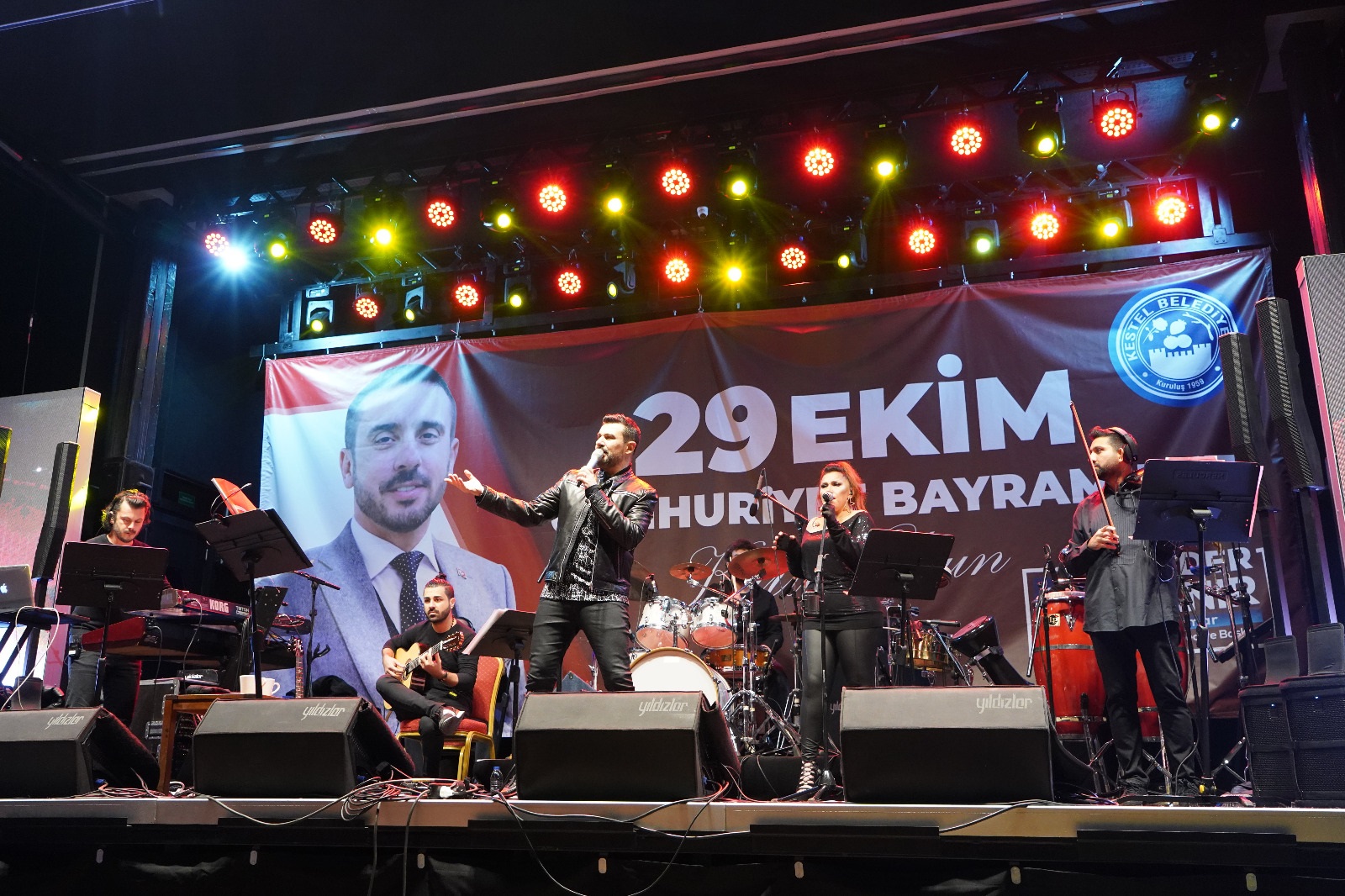 Kestel’de Gökhan Tepe’den ‘Cumhuriyet’ konseri