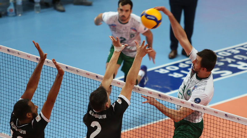 Bursa Büyükşehir Belediyespor Erkek Voleybol Takımı Yeni Kızıltepespor'u set vermeden
