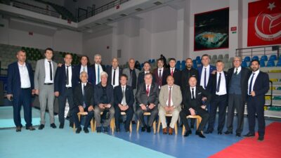 Bursa sporu seçimini yaptı! Başkan güven tazeledi…