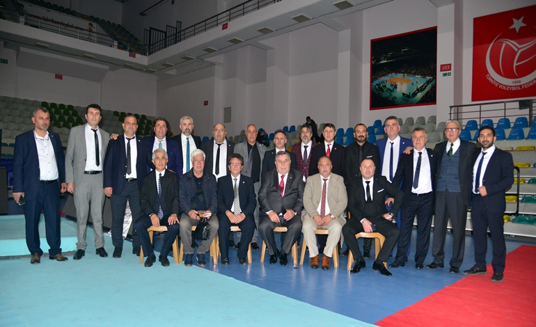 Bursa sporu seçimini yaptı! Başkan güven tazeledi…