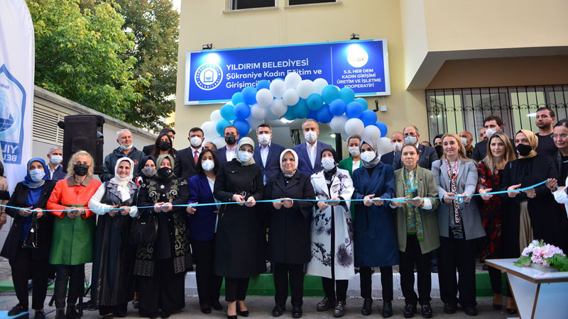 Bursa’da çifte açılış Bursa’da çifte açılış