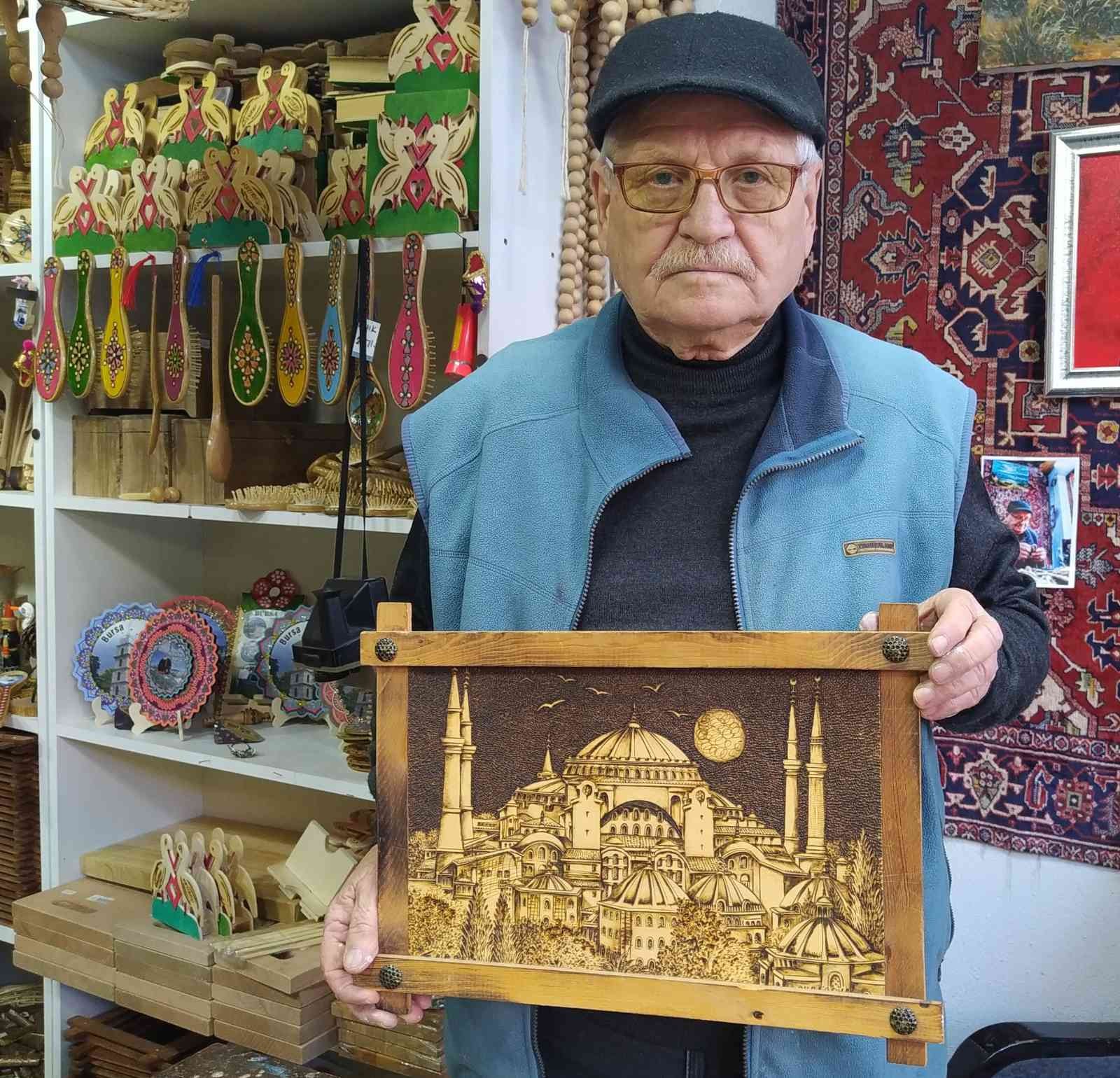 Ayasofya’yı sanata dönüştürdü 1 ayasofyayi sanata donusturdu 446802a