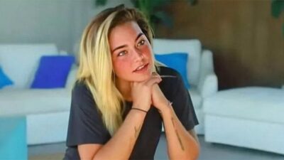 Aycan Yanaç annesinin başörtüsünü taktı! Gelen yorum kızdırdı