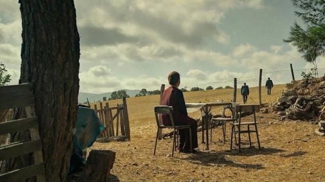 Yönetmen Semih Kaplanoğlu'nun "Bağlılık Hasan" filmi, Türkiye'nin 94'üncü Akademi Ödülleri'ndeki