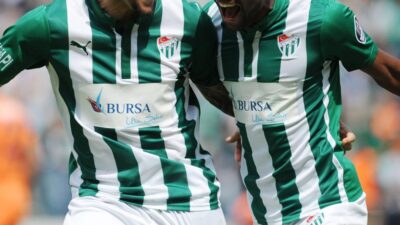 Bursaspor’un eski yıldızı Süper Lig’e mi dönüyor?