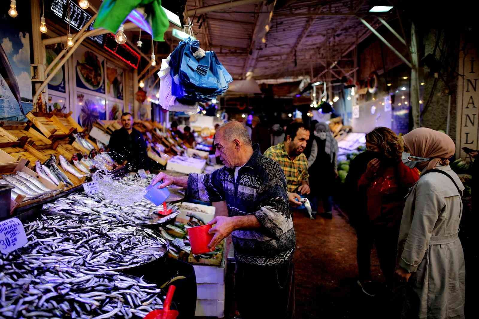 Balık bereketi yaşanıyor! İşte Bursa’da balık fiyatları…