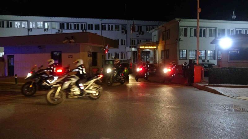 Bursa'nın merkez Nilüfer ilçesinde, 250 polisin katılımıyla yapılan asayiş uygulamasında,