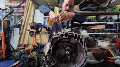 Bursa’da araç sahiplerini büyük masraftan kurtarıyor