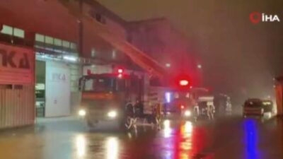 İnegöl’de mobilya fabrikasında yangın