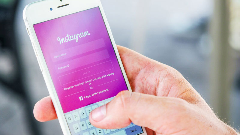 Instagram’da değişiklik yolda! Süre uzuyor Sosyal medya platformu Instagram, içerik paylaşımlarında değişikliğe gidiyor. Uzun hikayeler